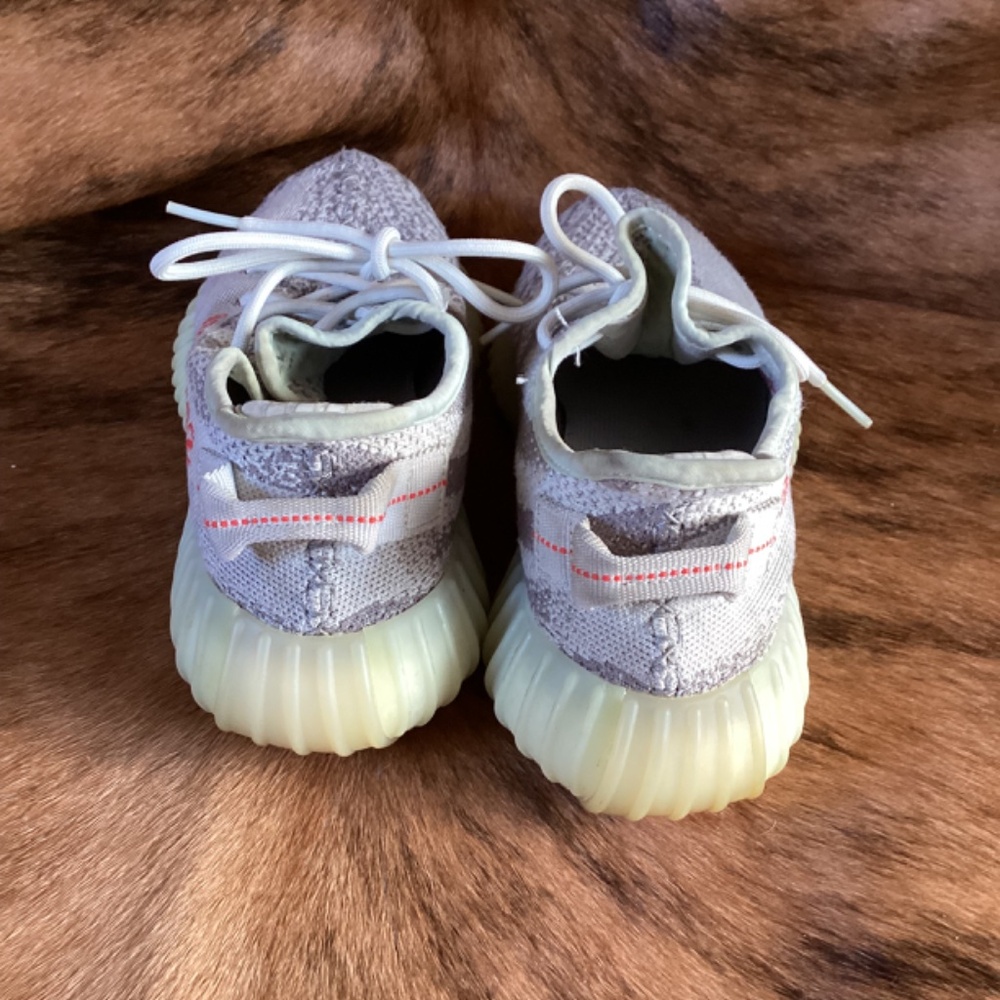 Adidas Yeezy Boost 350 V2 Blue Tint Shoes (Box Included) - Picture 4 of 8